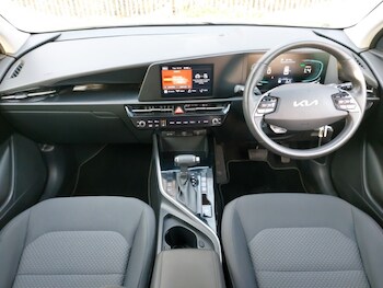 Used Kia Niro 2022 for sale - 77035603: Photo