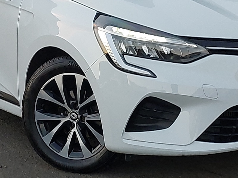 Used Renault Clio 2022 for sale - 76838798: Photo 9