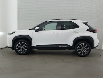 Used Toyota Yaris Cross 2023 for sale - 78837025: Photo