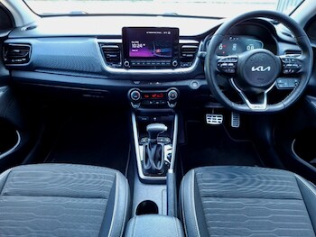 Used Kia Stonic 2024 for sale - 79302823: Photo