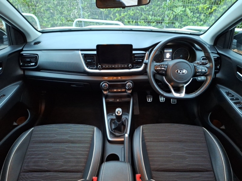 Used Kia Stonic 2021 for sale - 77526734: Photo 2