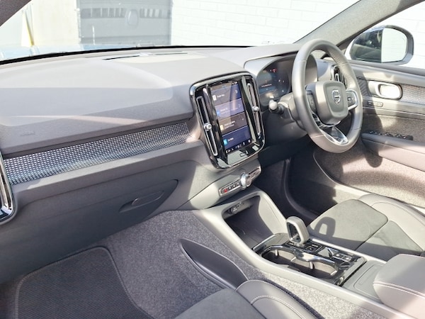 Used Volvo XC40 2024 for sale - 76225512: Photo 5