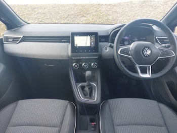 Used Renault Clio 2024 for sale - 77942816: Photo
