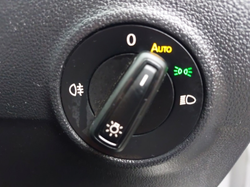 Used Volkswagen T-Roc 2022 for sale - 76838646: Photo 12