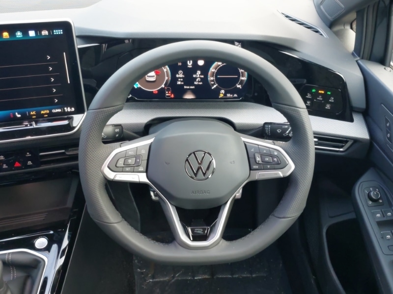 Used Volkswagen Golf 2025 for sale - 77293937: Photo 7