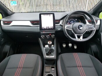 Used Renault Captur 2022 for sale - 76479256: Photo