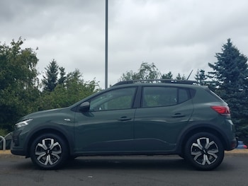 Used Dacia Sandero Stepway 2023 for sale - 79489281: Photo