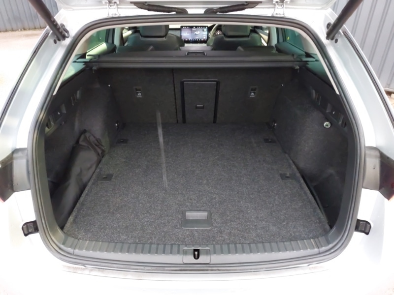 Used Skoda Octavia 2024 for sale - 77318901: Photo 8