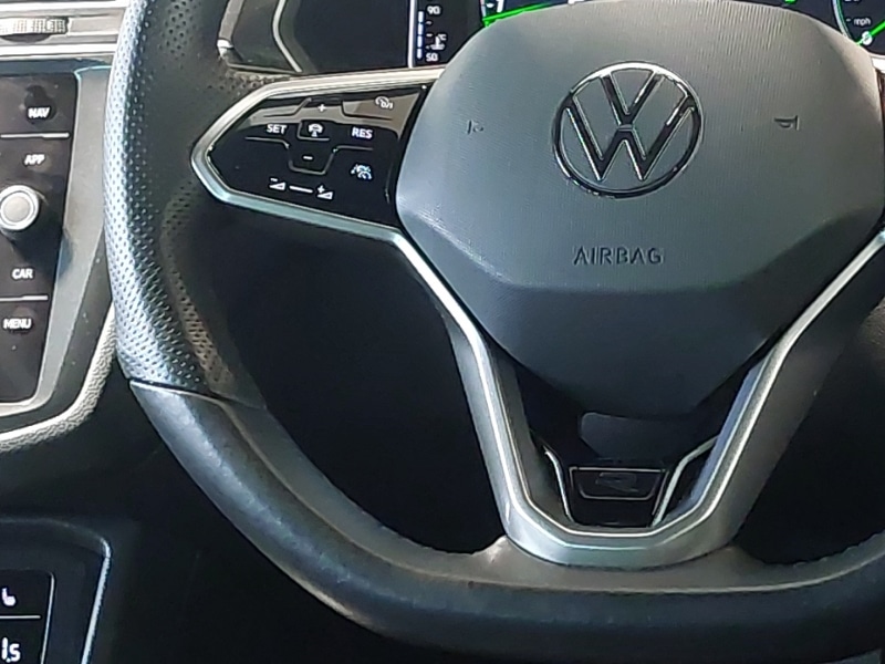 Used Volkswagen Tiguan 2023 for sale - 77876042: Photo 10