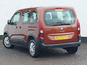 Used Peugeot Rifter 2020 for sale - 76383761: Photo