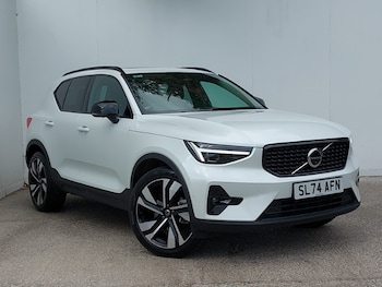 Volvo - XC40