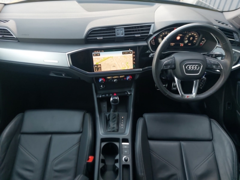 Used Audi Q3 2024 for sale - 78062403: Photo 2