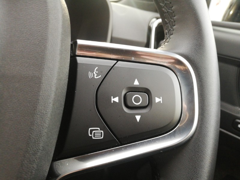 Used Volvo XC40 2025 for sale - 77202340: Photo 11