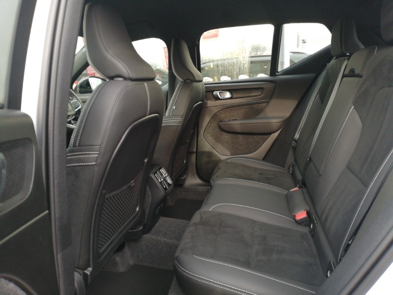 Used Volvo XC40 2025 for sale - 77202340: Photo 6