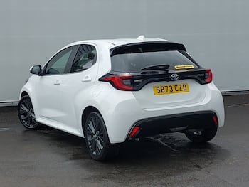 Used Toyota Yaris 2023 for sale - 79612129: Photo