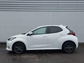 Used Toyota Yaris 2023 for sale - 79612129: Photo