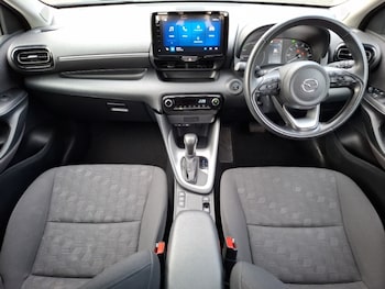 Used Mazda Mazda2 HYBRID 2024 for sale - 76700440: Photo