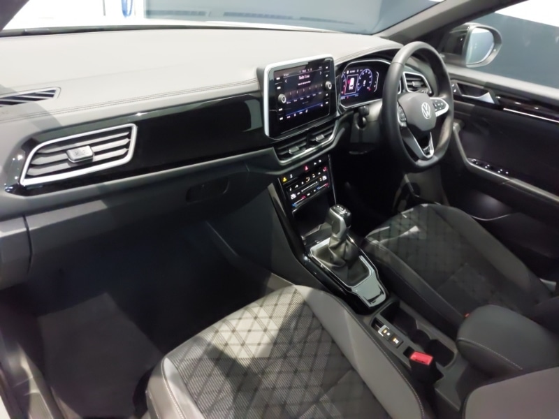 Used Volkswagen T-Roc 2024 for sale - 77503761: Photo 5