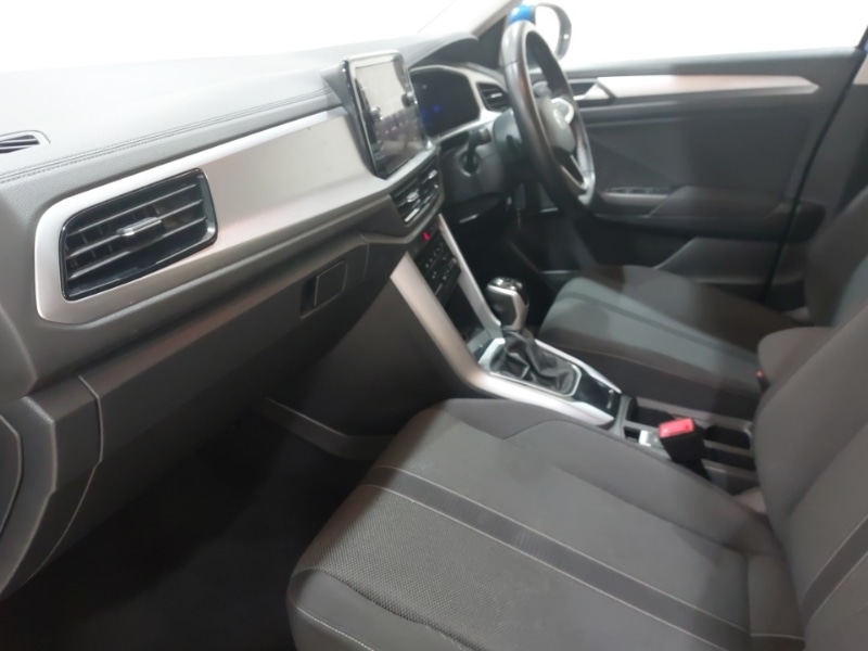 Used Volkswagen T-Roc 2023 for sale - 77290245: Photo 5