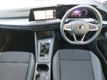 Used Volkswagen Golf 2022 for sale - 78347084: Photo