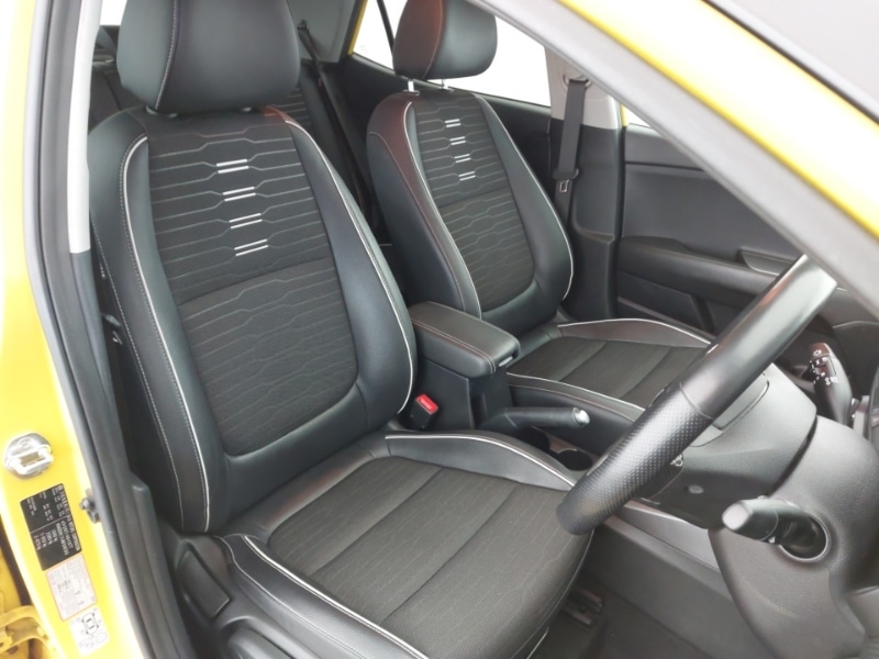 Used Kia Stonic 2021 for sale - 76343158: Photo 12