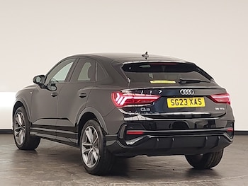 Used Audi Q3 2023 for sale - 78093275: Photo