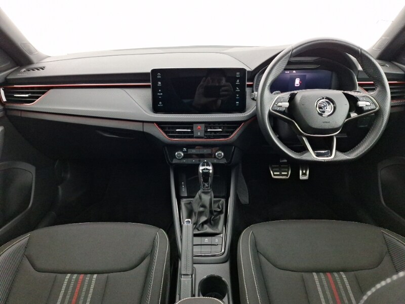 Used Skoda Kamiq 2024 for sale - 76838140: Photo 2