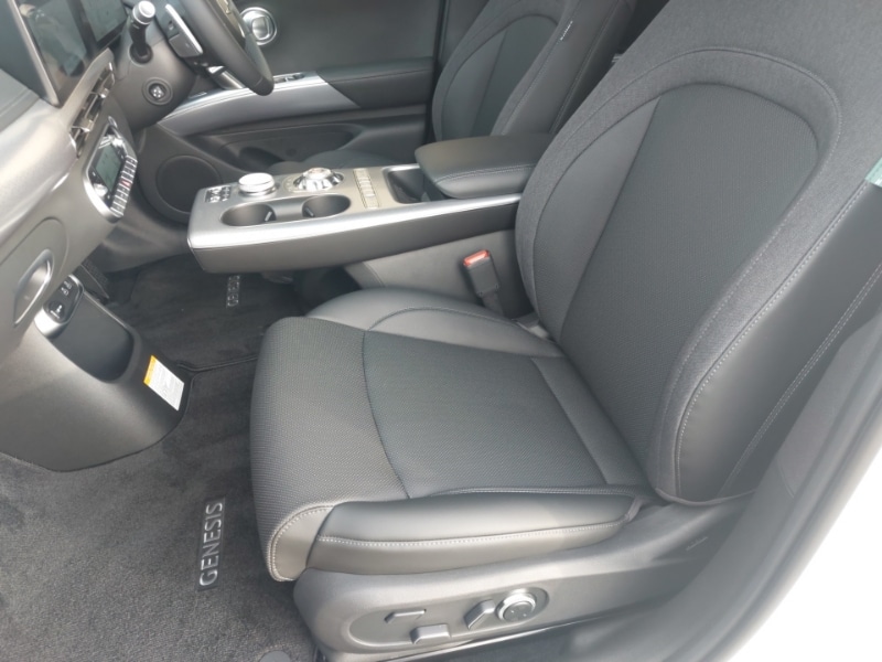 Used Genesis GV60 2025 for sale - 76515386: Photo 5