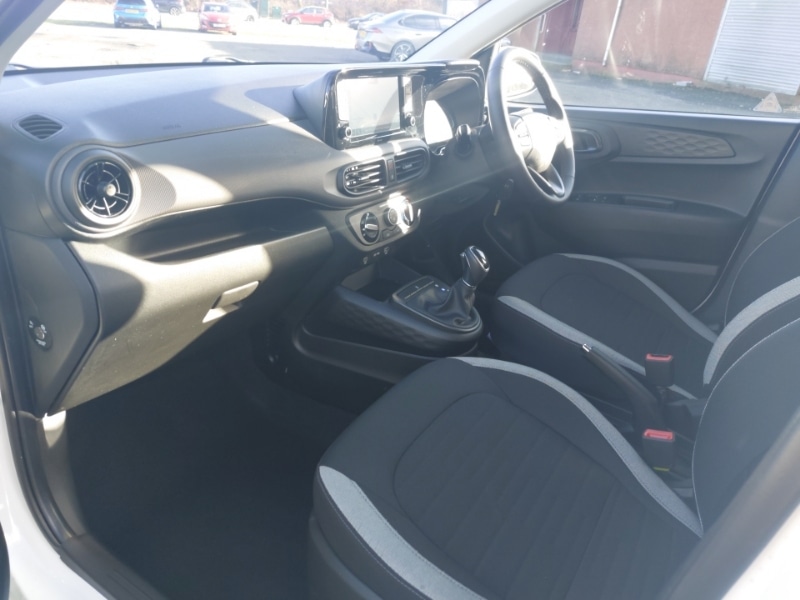 Used Hyundai i10 2024 for sale - 77913355: Photo 5