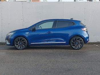 Used Renault Clio 2025 for sale - 77046596: Photo