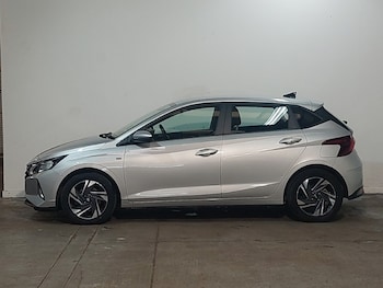Used Hyundai i20 2022 for sale - 75714599: Photo