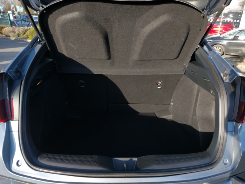 Used Toyota C-HR 2021 for sale - 77838232: Photo 8