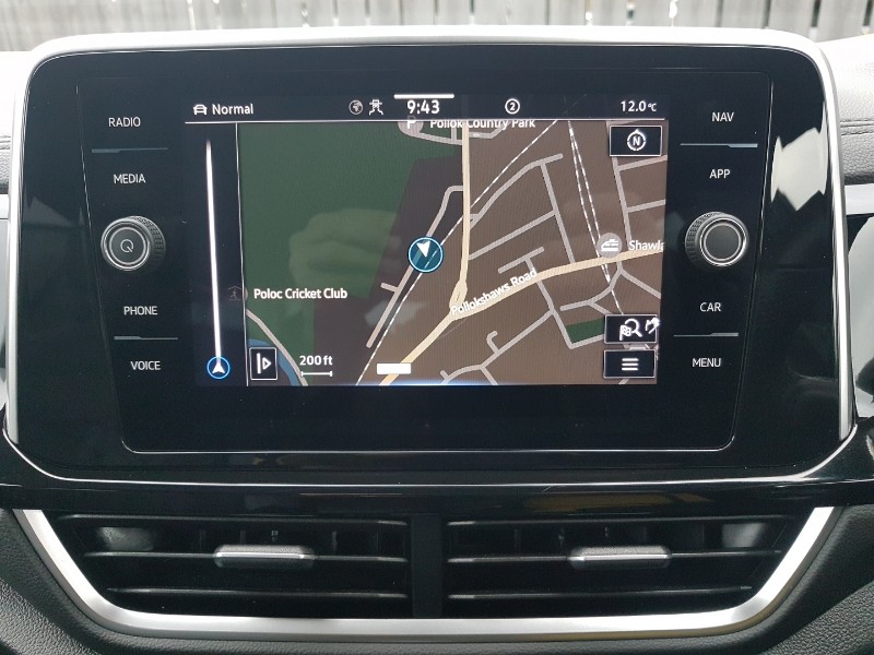 Used Volkswagen T-Roc 2023 for sale - 76713793: Photo 11