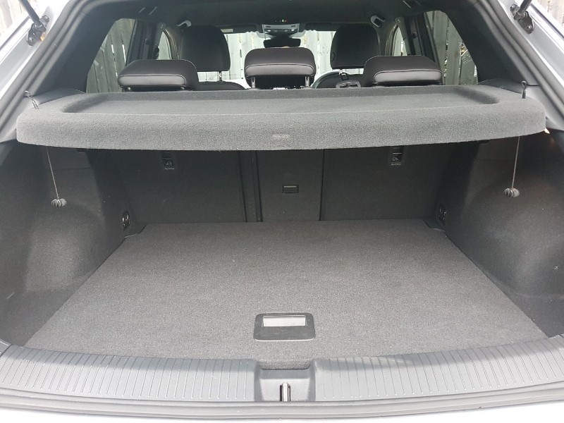 Used Volkswagen T-Roc 2023 for sale - 76713793: Photo 8