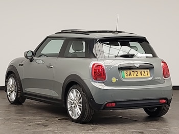 Used MINI Hatch 2022 for sale - 76967567: Photo