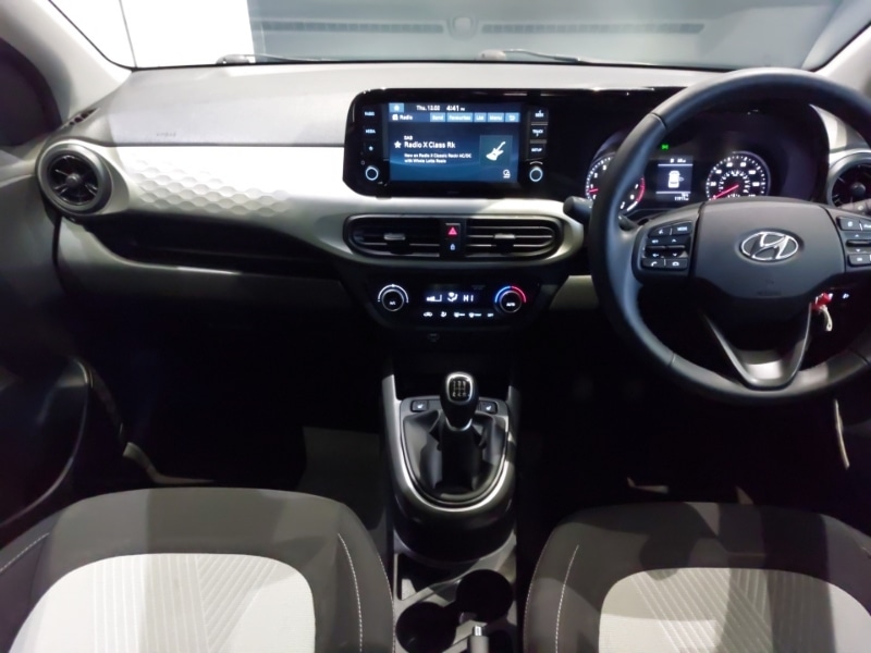 Used Hyundai i10 2021 for sale - 77537052: Photo 2