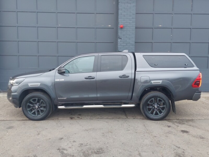 Used Toyota Hilux 2023 for sale - 77624351: Photo 4