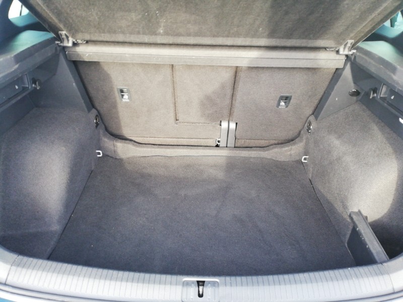 Used Volkswagen Tiguan 2023 for sale - 77160423: Photo 8