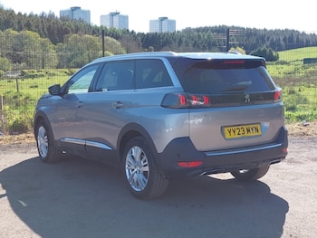 Used Peugeot 5008 2023 for sale - 78447095: Photo