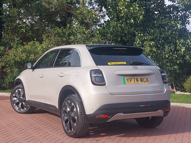 Used Fiat 600 2024 for sale - 76600434: Photo 3