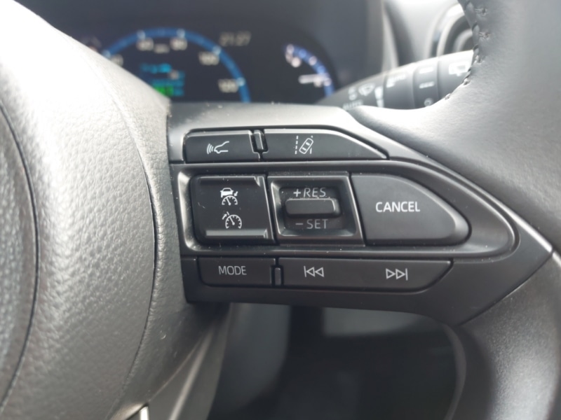 Used Toyota Yaris Cross 2022 for sale - 77740720: Photo 12