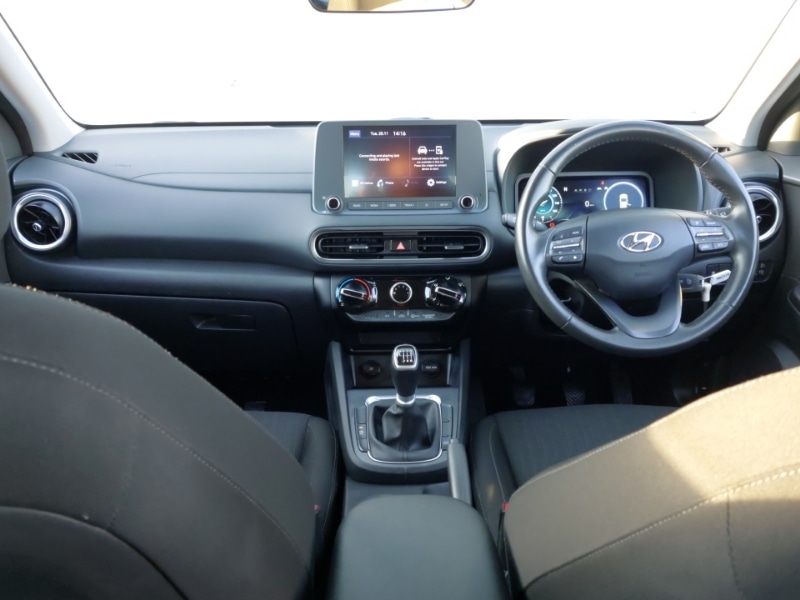 Used Hyundai KONA 2021 for sale - 76885979: Photo 2