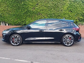 Used Ford Focus 2023 for sale - 78560782: Photo