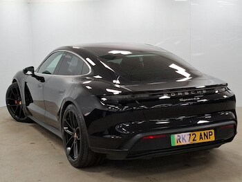 Used Porsche Taycan 2022 for sale - 77358068: Photo