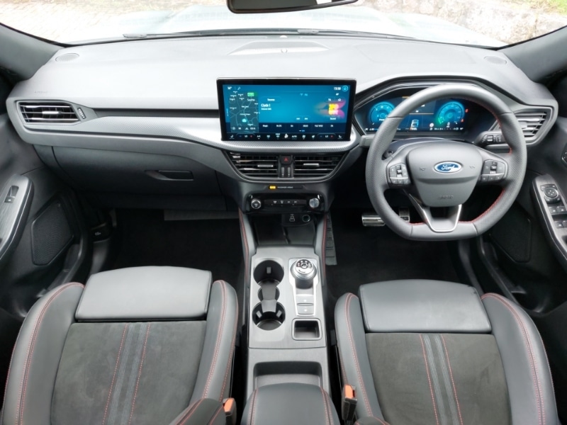 Used Ford Kuga 2024 for sale - 76451658: Photo 2