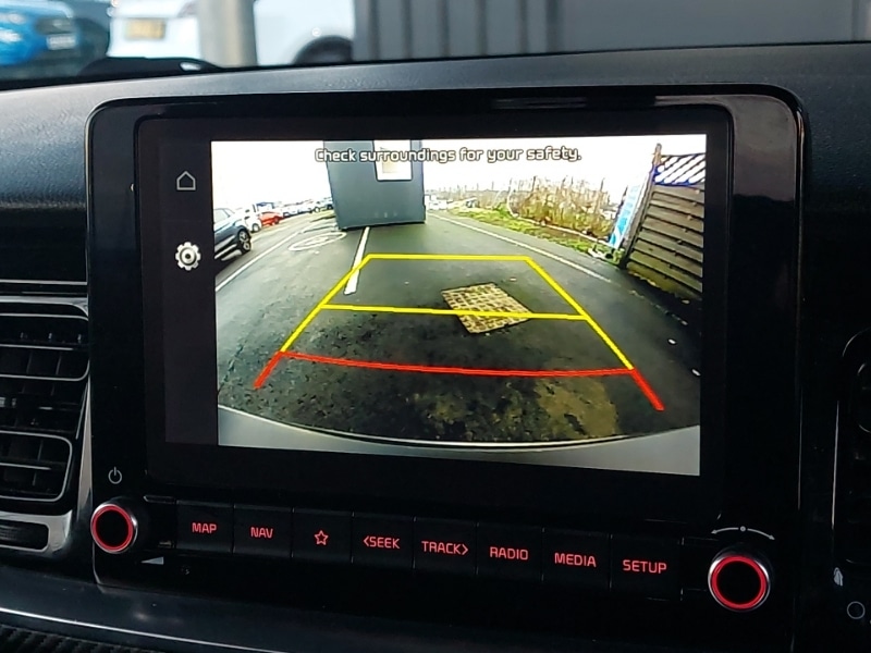 Used Kia Stonic 2021 for sale - 76975352: Photo 11