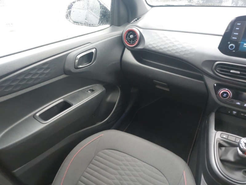 Used Hyundai i10 2024 for sale - 76752105: Photo 10