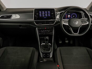 Used Volkswagen T-Roc 2023 for sale - 78269884: Photo