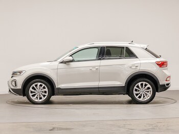 Used Volkswagen T-Roc 2023 for sale - 78269884: Photo