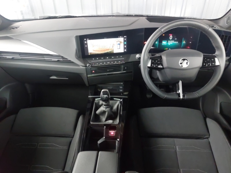 Used Vauxhall Astra 2025 for sale - 76838040: Photo 2